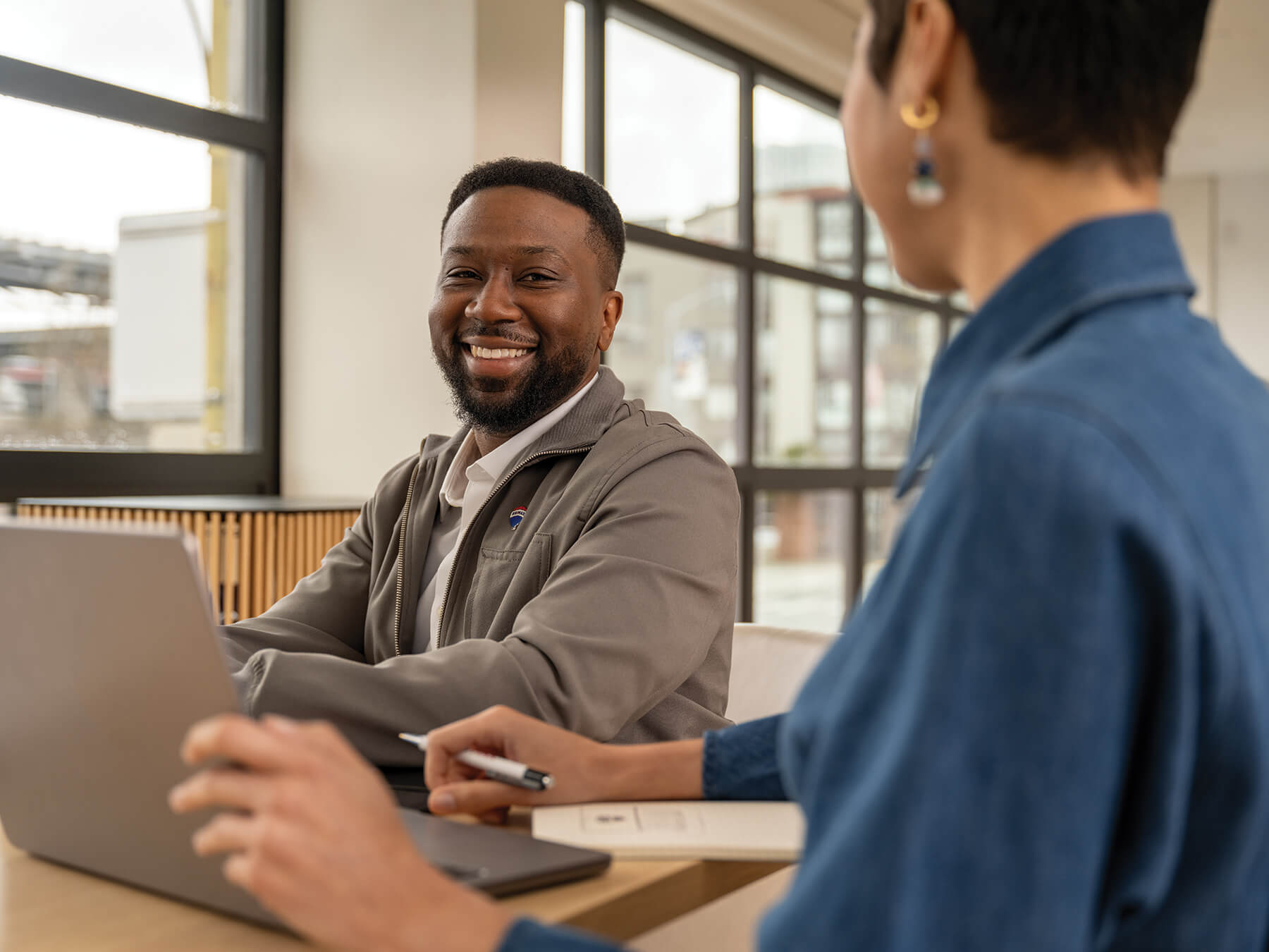 Office_Fuji_0871 1 RE/MAX broker using CORE Teams